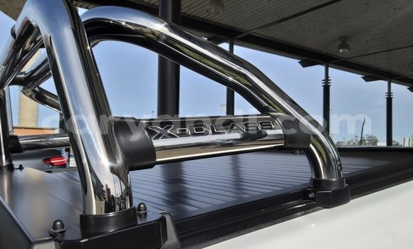 Nunua Ilio tumika Mercedes‒Benz S–Class Nyeupe Gari ndani ya Livingstone nchini Zambia Nunua Ilio tumika Mercedes‒Benz S–Class Nyeupe Gari ndani ya Livingstone nchini Zambia