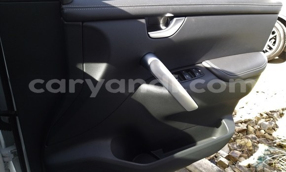 Nunua Ilio tumika Mercedes‒Benz S–Class Nyeupe Gari ndani ya Livingstone nchini Zambia Nunua Ilio tumika Mercedes‒Benz S–Class Nyeupe Gari ndani ya Livingstone nchini Zambia