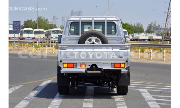 Buy Import Toyota Land Cruiser Other Car in Import - Dubai in Zambia Buy Import Toyota Land Cruiser Other Car in Import - Dubai in Zambia
