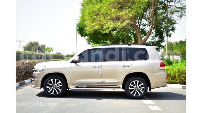 Big with watermark toyota land cruiser zambia import dubai 9751
