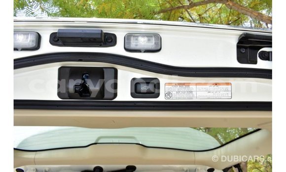Buy Import Toyota Land Cruiser White Car in Import - Dubai in Zambia Buy Import Toyota Land Cruiser White Car in Import - Dubai in Zambia