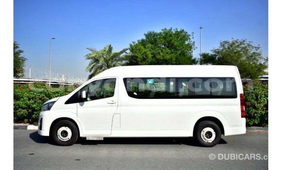 Buy Import Toyota Hiace White Car in Import - Dubai in Zambia Buy Import Toyota Hiace White Car in Import - Dubai in Zambia