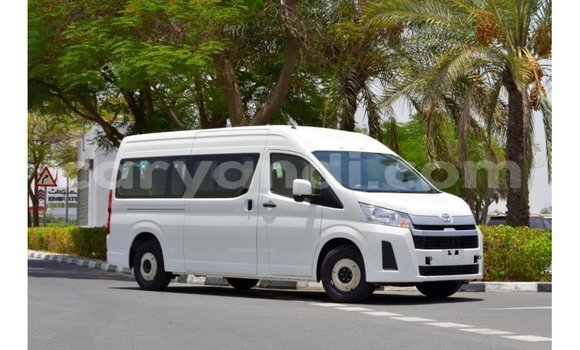 Buy Import Toyota Hiace White Car in Import - Dubai in Zambia Buy Import Toyota Hiace White Car in Import - Dubai in Zambia