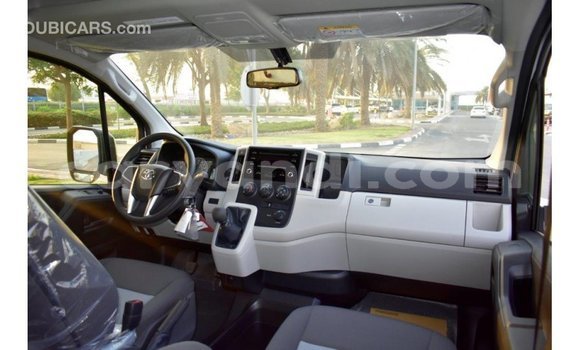 Buy Import Toyota Hiace White Car in Import - Dubai in Zambia Buy Import Toyota Hiace White Car in Import - Dubai in Zambia