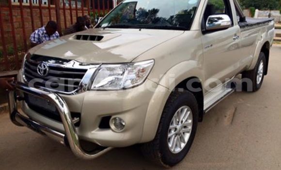 Tenga Tsaru Toyota Hilux Mota in Chingola in Zambia Tenga Tsaru Toyota Hilux Mota in Chingola in Zambia