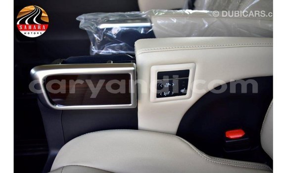 Buy Import Toyota Granvia White Car in Import - Dubai in Zambia Buy Import Toyota Granvia White Car in Import - Dubai in Zambia