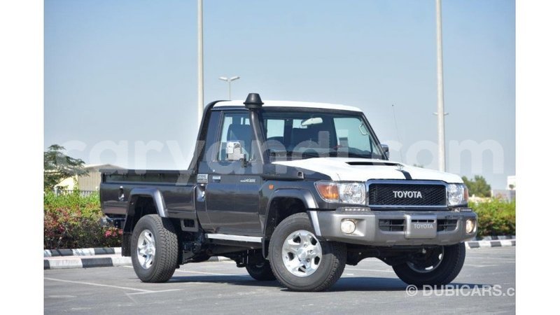 Big with watermark toyota land cruiser zambia import dubai 9771