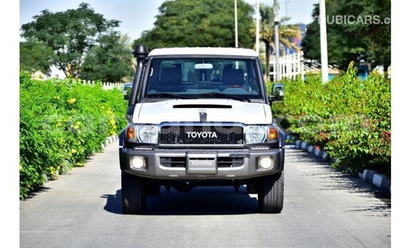 Buy Import Toyota Land Cruiser Other Car in Import - Dubai in Zambia Buy Import Toyota Land Cruiser Other Car in Import - Dubai in Zambia