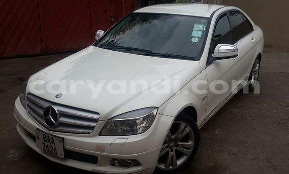 Buy Used Mercedes‒Benz C–Class White Car in Chingola in Zambia Buy Used Mercedes‒Benz C–Class White Car in Chingola in Zambia