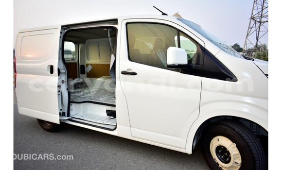 Buy Import Toyota Hiace White Car in Import - Dubai in Zambia Buy Import Toyota Hiace White Car in Import - Dubai in Zambia