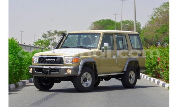 Buy Import Toyota Land Cruiser Beige Car in Import - Dubai in Zambia Buy Import Toyota Land Cruiser Beige Car in Import - Dubai in Zambia