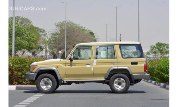 Buy Import Toyota Land Cruiser Beige Car in Import - Dubai in Zambia Buy Import Toyota Land Cruiser Beige Car in Import - Dubai in Zambia