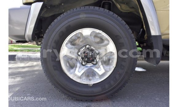 Buy Import Toyota Land Cruiser Beige Car in Import - Dubai in Zambia Buy Import Toyota Land Cruiser Beige Car in Import - Dubai in Zambia