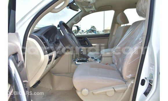 Buy Import Toyota Land Cruiser White Car in Import - Dubai in Zambia Buy Import Toyota Land Cruiser White Car in Import - Dubai in Zambia