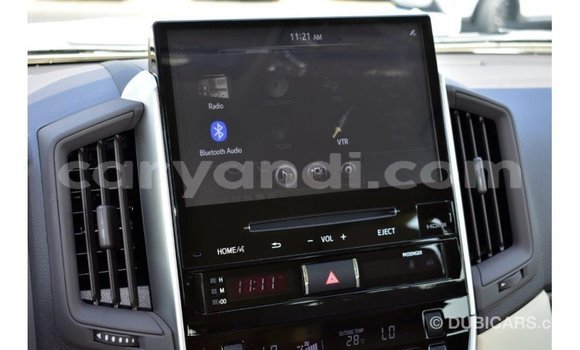 Buy Import Toyota Land Cruiser White Car in Import - Dubai in Zambia Buy Import Toyota Land Cruiser White Car in Import - Dubai in Zambia