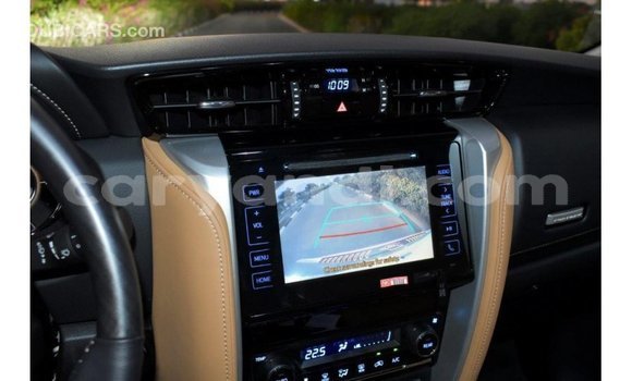 Buy Import Toyota Fortuner White Car in Import - Dubai in Zambia Buy Import Toyota Fortuner White Car in Import - Dubai in Zambia