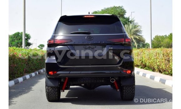 Buy Import Toyota Fortuner Black Car in Import - Dubai in Zambia Buy Import Toyota Fortuner Black Car in Import - Dubai in Zambia