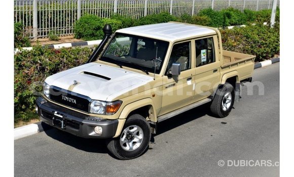 Buy Import Toyota Land Cruiser Beige Car in Import - Dubai in Zambia Buy Import Toyota Land Cruiser Beige Car in Import - Dubai in Zambia
