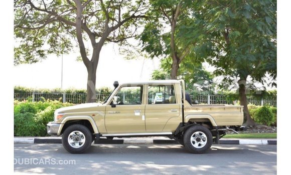 Buy Import Toyota Land Cruiser Beige Car in Import - Dubai in Zambia Buy Import Toyota Land Cruiser Beige Car in Import - Dubai in Zambia