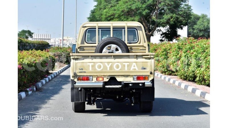 Big with watermark toyota land cruiser zambia import dubai 9801
