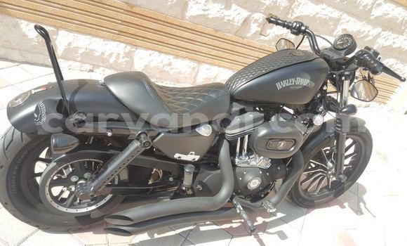 Acheter Occasion Moto Harley Davidson IRON Noir à Choma, Du sud Acheter Occasion Moto Harley Davidson IRON Noir à Choma, Du sud