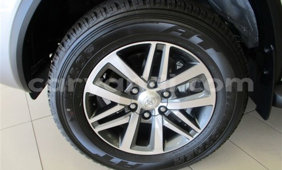 Tenga Tsaru Toyota Fortuner Sirivha Mota in Lusaka in Zambia Tenga Tsaru Toyota Fortuner Sirivha Mota in Lusaka in Zambia