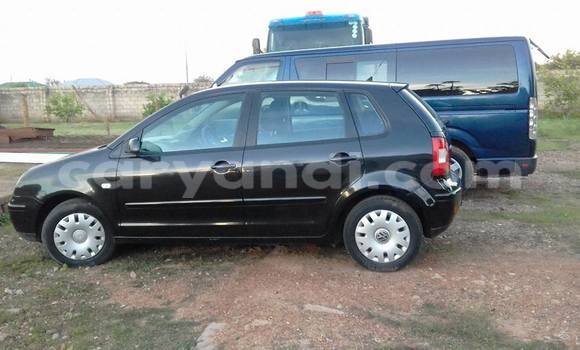 Nunua Ilio tumika Volkswagen Polo Nyeusi Gari ndani ya Chipata nchini Zambia Nunua Ilio tumika Volkswagen Polo Nyeusi Gari ndani ya Chipata nchini Zambia