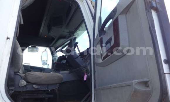 Acheter Occasion Utilitaire Caterpillar 120 Blanc à Lusaka, Zambie Acheter Occasion Utilitaire Caterpillar 120 Blanc à Lusaka, Zambie