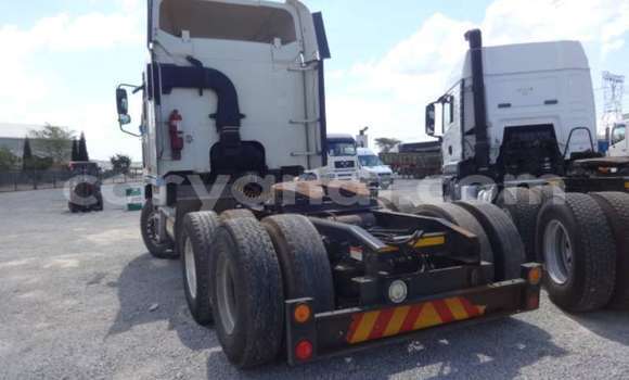 Acheter Occasion Utilitaire Caterpillar 120 Blanc à Lusaka, Zambie Acheter Occasion Utilitaire Caterpillar 120 Blanc à Lusaka, Zambie