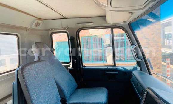 Acheter Occasion Utilitaire Isuzu FTR 850 Blanc à Lusaka, Zambie Acheter Occasion Utilitaire Isuzu FTR 850 Blanc à Lusaka, Zambie