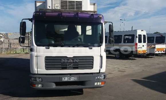 Acheter Occasion Utilitaire Man TGX Blanc à Lusaka, Zambie Acheter Occasion Utilitaire Man TGX Blanc à Lusaka, Zambie