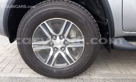 Acheter Import Voiture Toyota Fortuner Autre à Import - Dubai, Zambie Acheter Import Voiture Toyota Fortuner Autre à Import - Dubai, Zambie