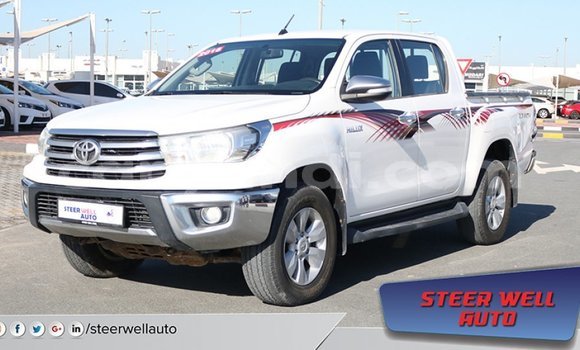 Nunua Imported Toyota Hilux Nyeupe Gari ndani ya Import - Dubai nchini Zambia Nunua Imported Toyota Hilux Nyeupe Gari ndani ya Import - Dubai nchini Zambia