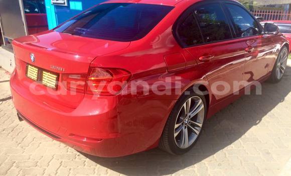 Tenga Tsaru BMW 3–Series Tsvuku Mota in Chingola in Zambia Tenga Tsaru BMW 3–Series Tsvuku Mota in Chingola in Zambia