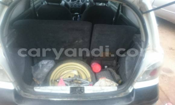 Nunua Ilio tumika Toyota Vitz Fedha Gari ndani ya Chipata nchini Zambia Nunua Ilio tumika Toyota Vitz Fedha Gari ndani ya Chipata nchini Zambia
