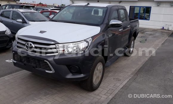 Acheter Import Voiture Toyota Hilux Autre à Import - Dubai, Zambie Acheter Import Voiture Toyota Hilux Autre à Import - Dubai, Zambie