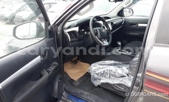 Acheter Import Voiture Toyota Hilux Autre à Import - Dubai, Zambie Acheter Import Voiture Toyota Hilux Autre à Import - Dubai, Zambie