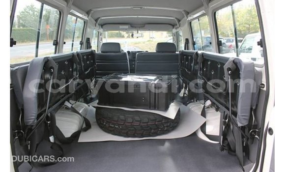 Buy Import Toyota Land Cruiser White Car in Import - Dubai in Zambia Buy Import Toyota Land Cruiser White Car in Import - Dubai in Zambia