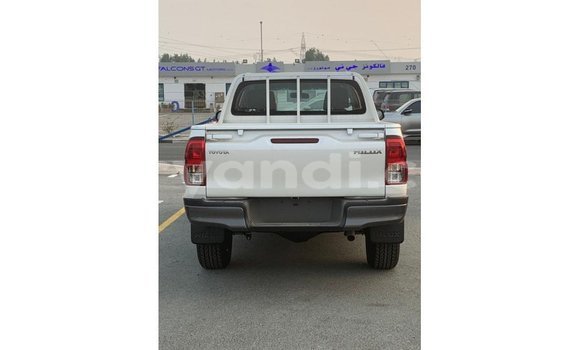 Buy Import Toyota Hilux White Car in Import - Dubai in Zambia Buy Import Toyota Hilux White Car in Import - Dubai in Zambia