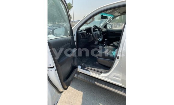 Buy Import Toyota Hilux White Car in Import - Dubai in Zambia Buy Import Toyota Hilux White Car in Import - Dubai in Zambia