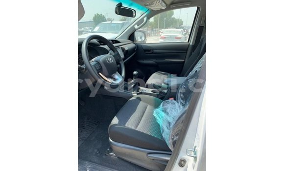 Buy Import Toyota Hilux White Car in Import - Dubai in Zambia Buy Import Toyota Hilux White Car in Import - Dubai in Zambia