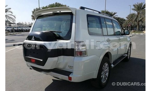 Buy Import Mitsubishi Pajero White Car in Import - Dubai in Zambia Buy Import Mitsubishi Pajero White Car in Import - Dubai in Zambia
