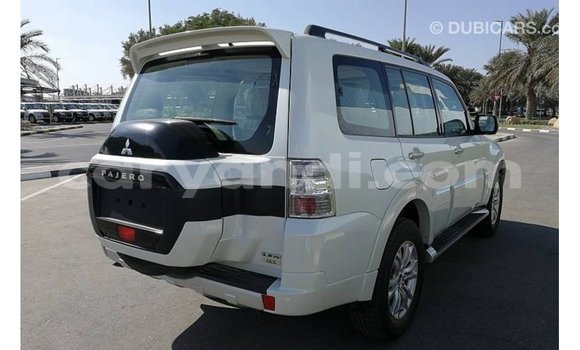 Buy Import Mitsubishi Pajero White Car in Import - Dubai in Zambia Buy Import Mitsubishi Pajero White Car in Import - Dubai in Zambia