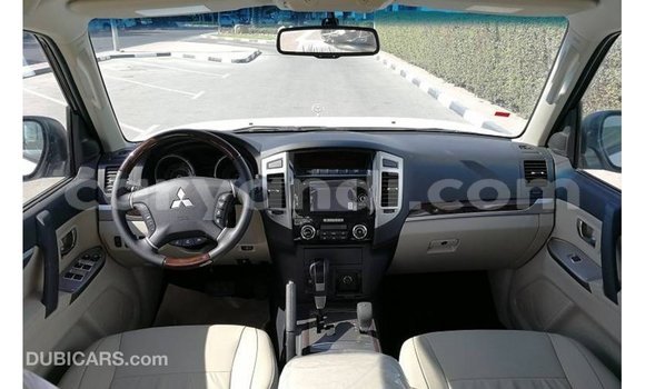 Buy Import Mitsubishi Pajero White Car in Import - Dubai in Zambia Buy Import Mitsubishi Pajero White Car in Import - Dubai in Zambia