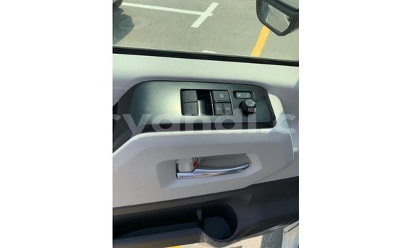Buy Import Toyota Hiace White Car in Import - Dubai in Zambia Buy Import Toyota Hiace White Car in Import - Dubai in Zambia