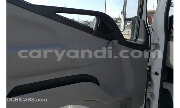 Buy Import Mitsubishi Canter White Truck in Import - Dubai in Zambia Buy Import Mitsubishi Canter White Truck in Import - Dubai in Zambia