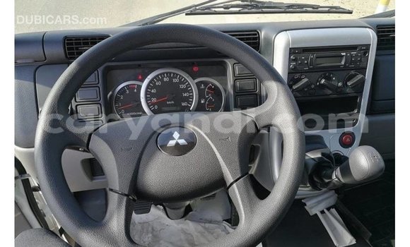 Buy Import Mitsubishi Canter White Truck in Import - Dubai in Zambia Buy Import Mitsubishi Canter White Truck in Import - Dubai in Zambia