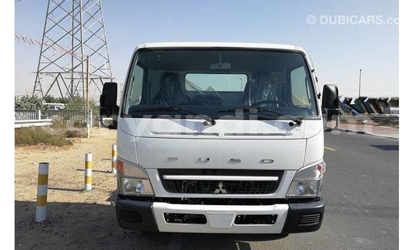 Buy Import Mitsubishi Canter White Truck in Import - Dubai in Zambia Buy Import Mitsubishi Canter White Truck in Import - Dubai in Zambia