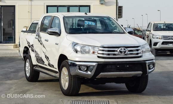 Acheter Import Voiture Toyota Hilux Blanc à Import - Dubai, Zambie Acheter Import Voiture Toyota Hilux Blanc à Import - Dubai, Zambie