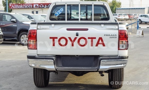 Acheter Import Voiture Toyota Hilux Blanc à Import - Dubai, Zambie Acheter Import Voiture Toyota Hilux Blanc à Import - Dubai, Zambie